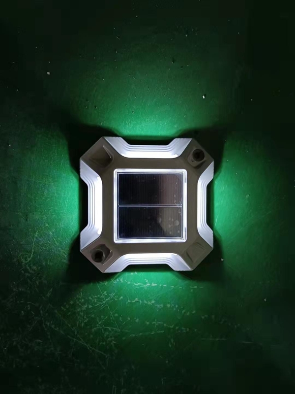 A plataforma solar impermeável ilumina luzes postas solares da etapa da escada do diodo emissor de luz para a entrada de automóveis/Rodeside/jardim