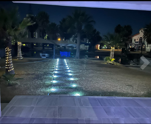 A estrada solar de alumínio exterior enche luzes da plataforma caminho de 110 * de 22.5mm 140 MAH For Garden