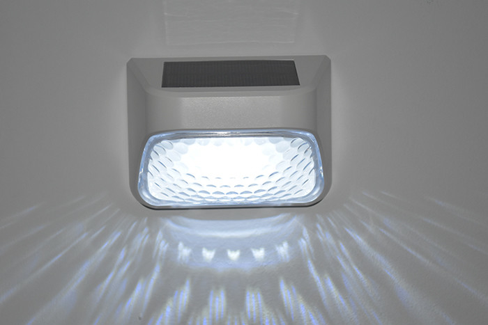 Fácil Instalação Iluminação solar de jardim 150mA 6 Pcs LED para jardim de cercas externas