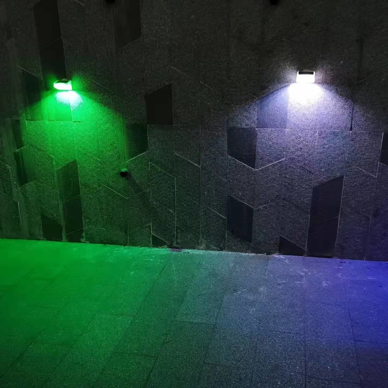 Lâmpada de parede solar LED com ABA PC Shell Modo de respiração RGB para iluminação exterior
