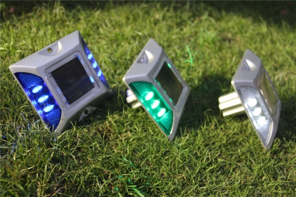 PBW Alumínio Solar Road Stud LED Solar Road Reflector para aviso de segurança