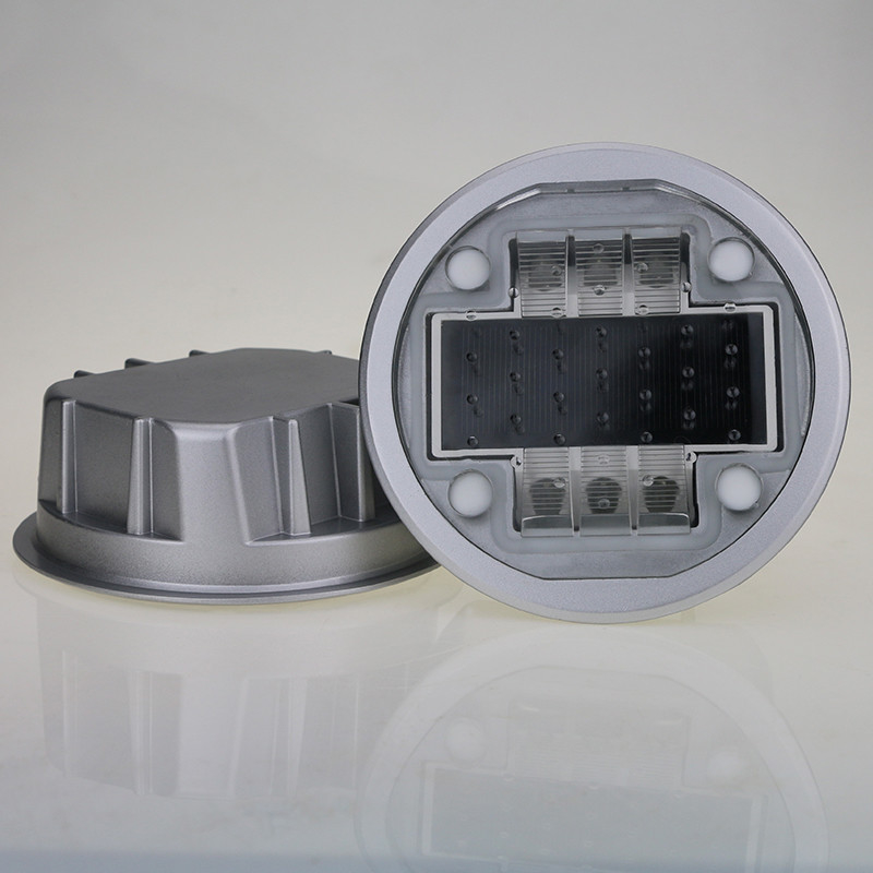 2V Voltage LED Solar Road Studs IP68 para ambientes de temperatura e pressão