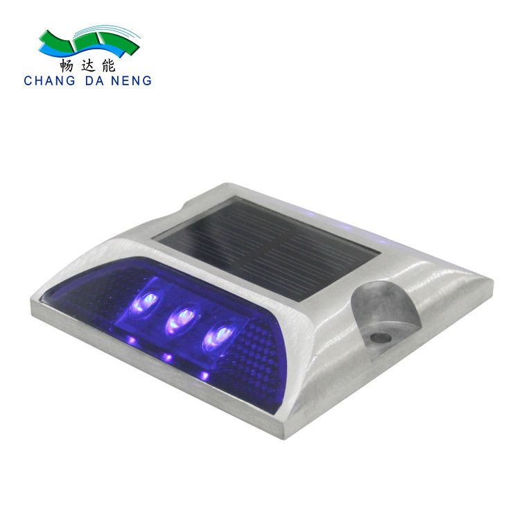 Temperatura de trabalho -20°C 60°C Rodas solares para estradas com resistência à água IP67 e longa vida útil ≥ 30000h