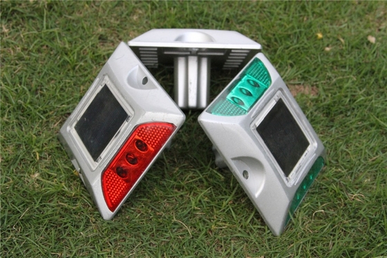 Reflector de estrada de alumínio Ip68 para passeios solares de luz solar LED