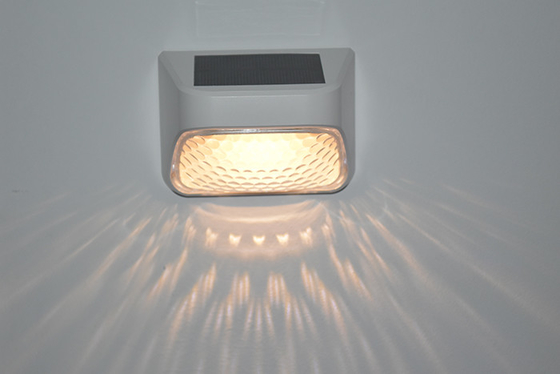 Lâmpada de parede exterior IP67 impermeável Terraço de jardim Decoração de luz Lâmpada de jardim solar