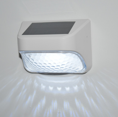 Lâmpada solar de parede LED exterior Lâmpada solar de jardim à prova d'água Para porta de escada do pátio