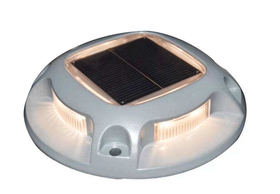 Atualize a sua iluminação de doca com luz solar de doca ecológica e fácil de instalar