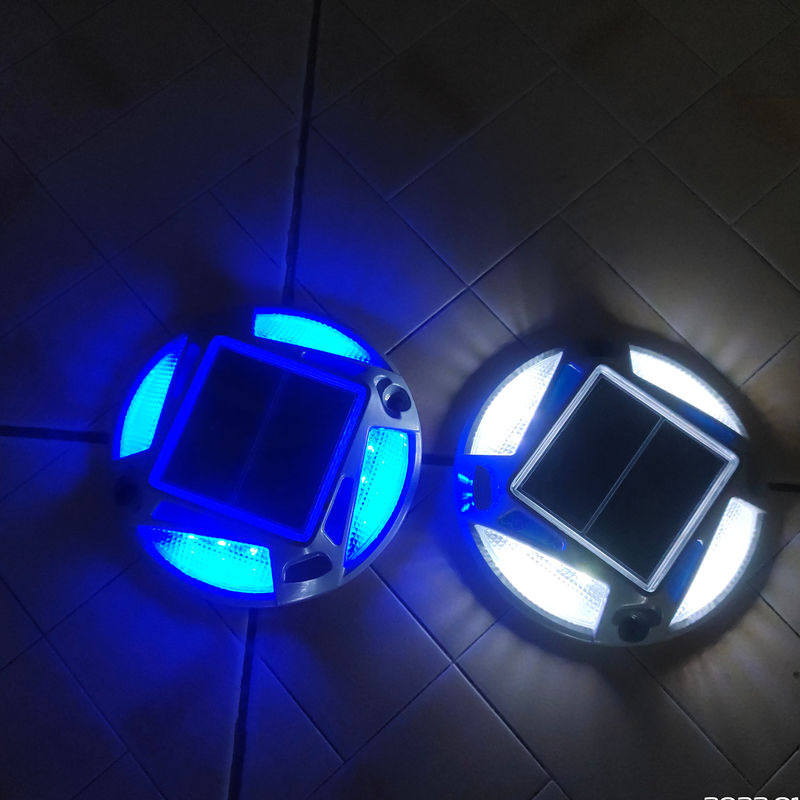 Rodoviário solar branco quente com 12 LEDs para segurança no trânsito e iluminação de estrada